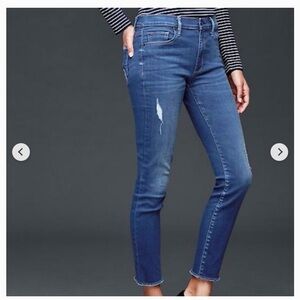 GAP Women's Medium Blue Cropped Slim Jeans with Distress size 31